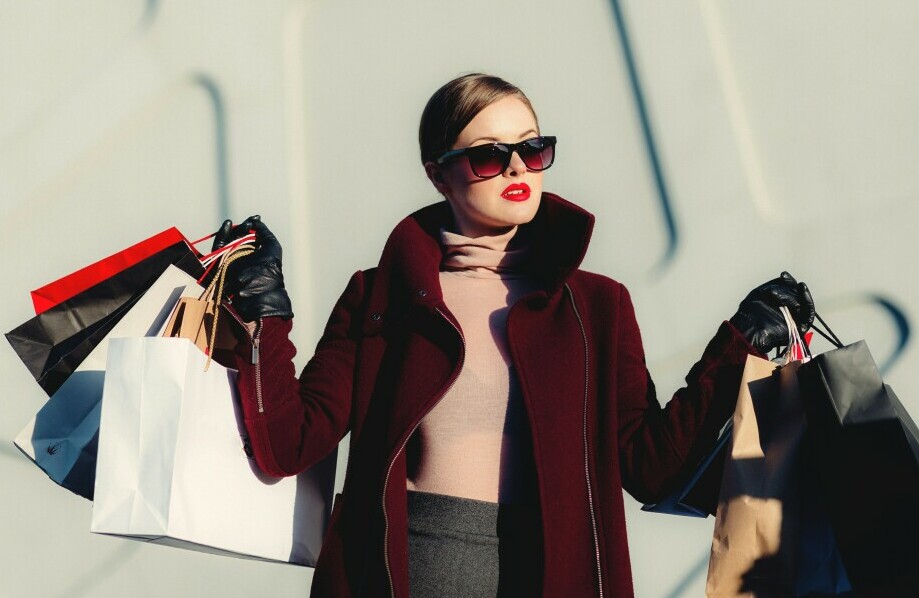Exclusive Savings & Style of Luxury Fashion Deals: